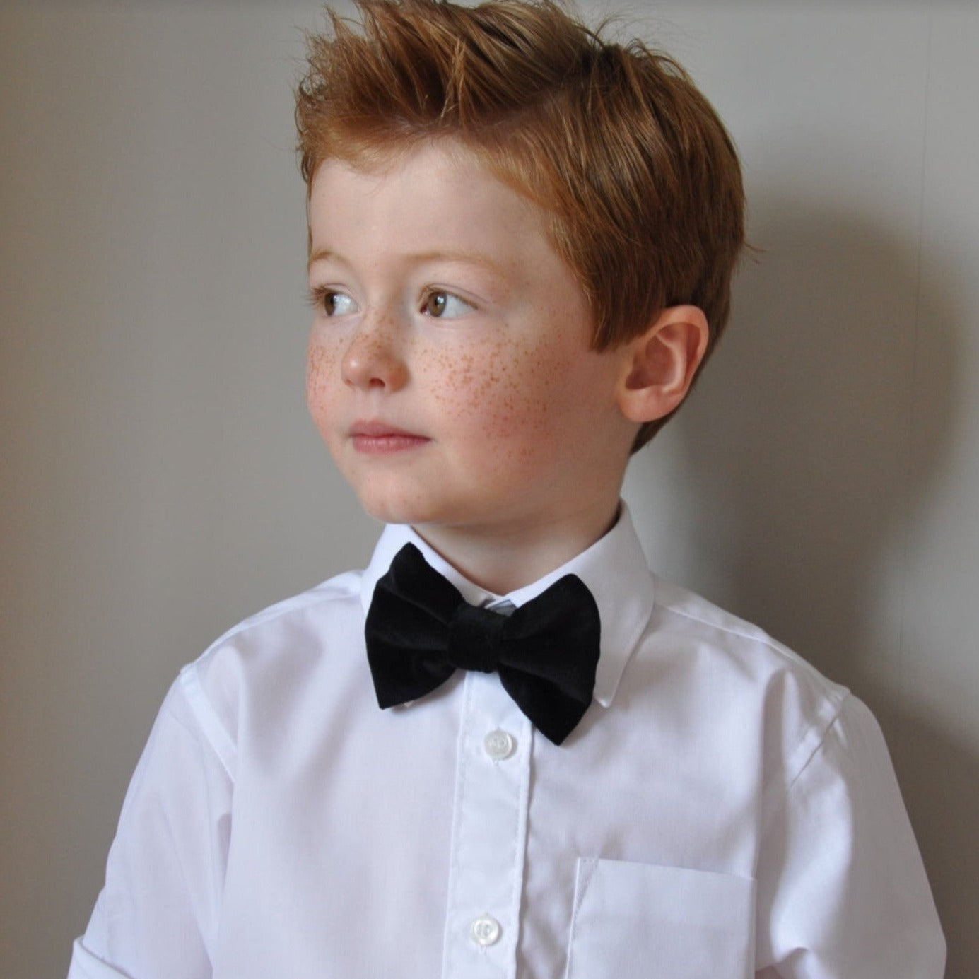 Boys Black velvet bow tie, boys bow tie, mens bow tie, bow ties made to order, pageboy bow tie, groom bowtie - Mr Darcy