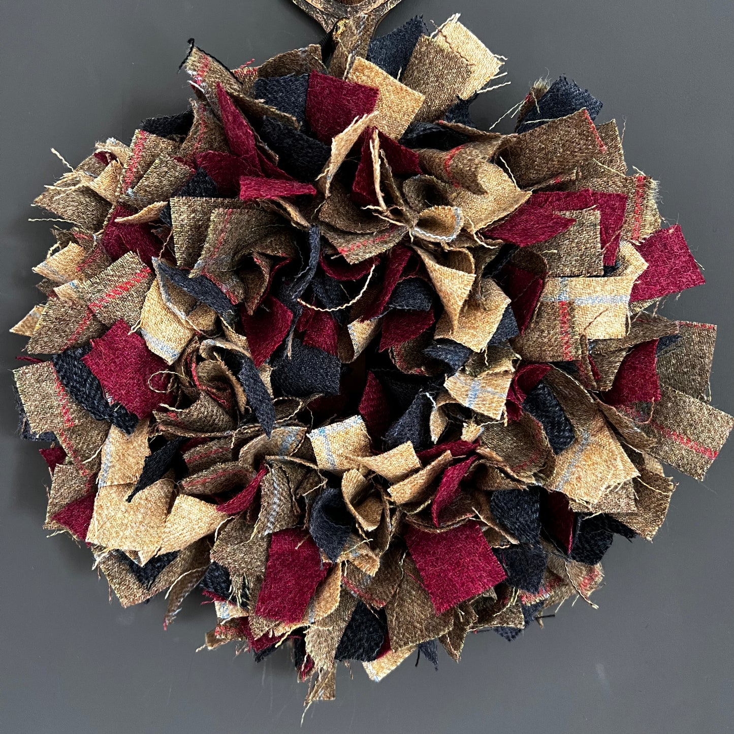 Luxury Tweed Christmas wreath  ‘Feliz Navidad’